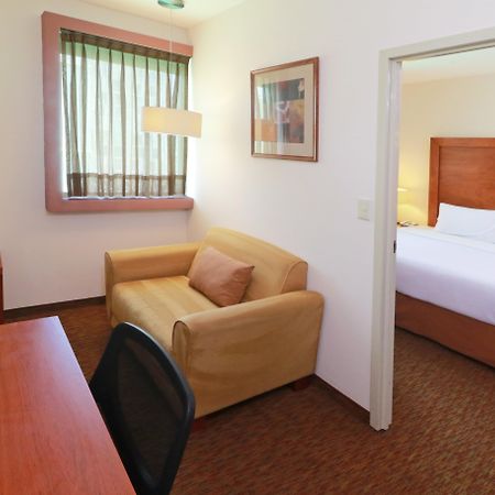 Staybridge Suites Queretaro By Ihg El Salitre Exterior photo