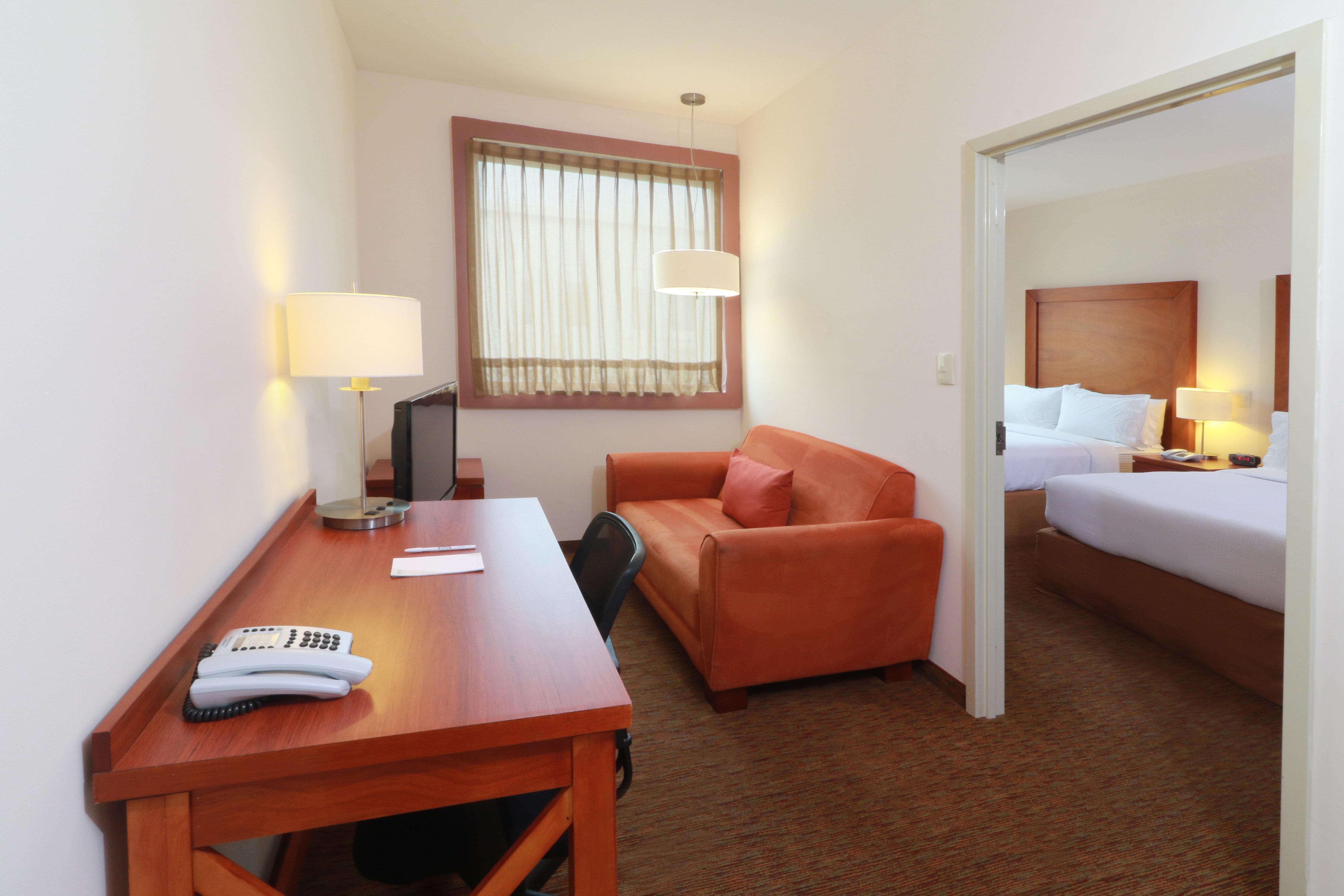 Staybridge Suites Queretaro By Ihg El Salitre Exterior photo