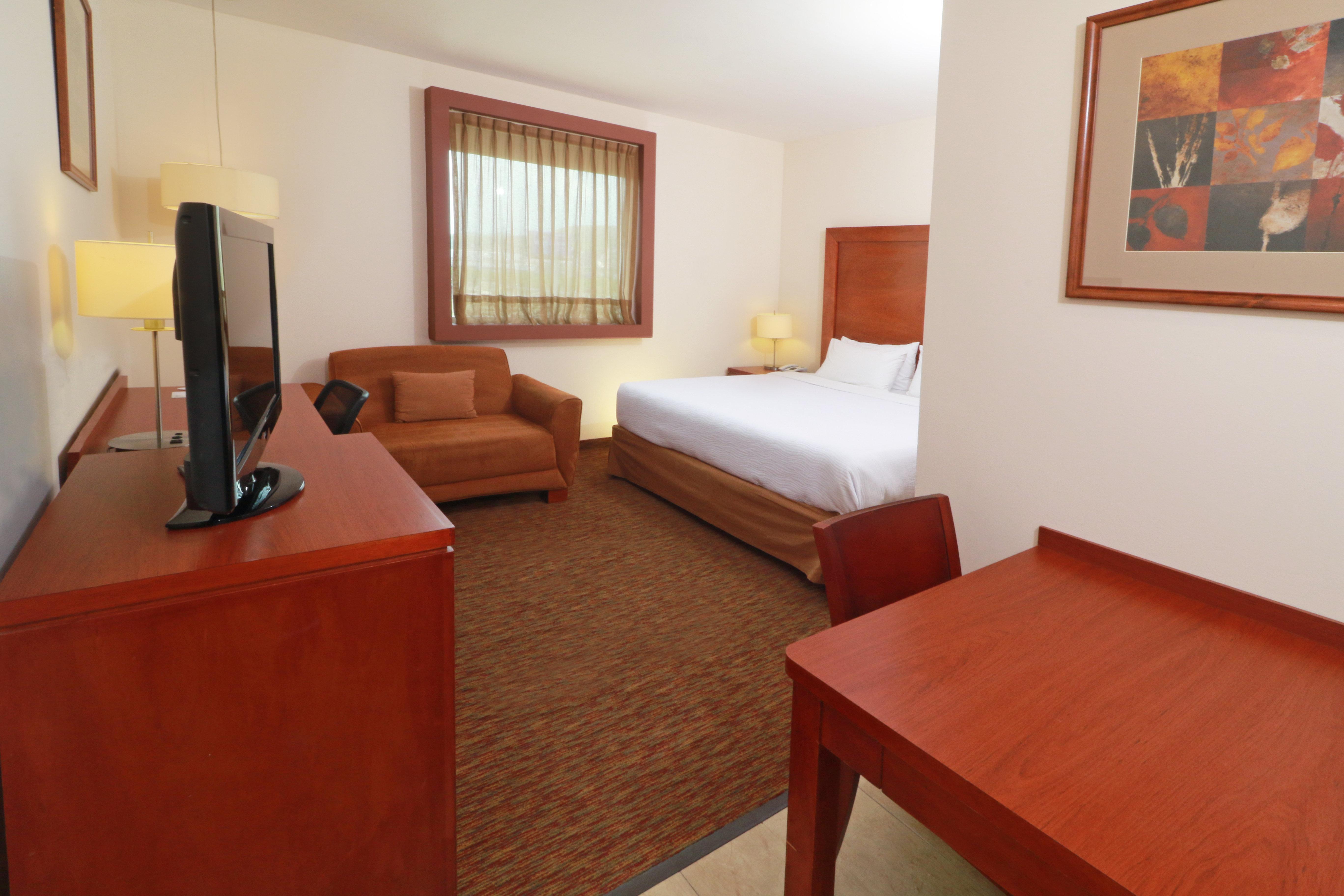 Staybridge Suites Queretaro By Ihg El Salitre Exterior photo