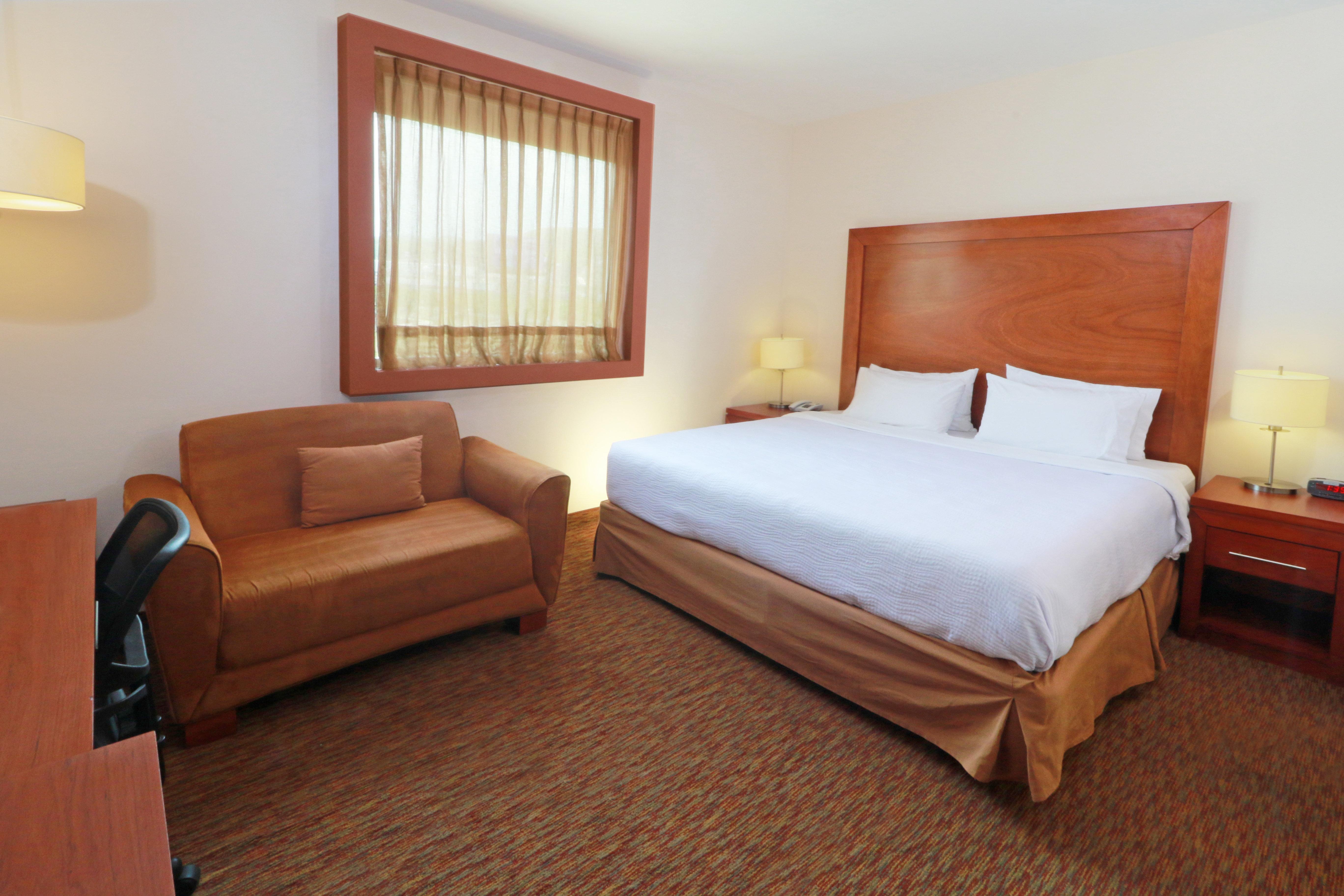 Staybridge Suites Queretaro By Ihg El Salitre Exterior photo
