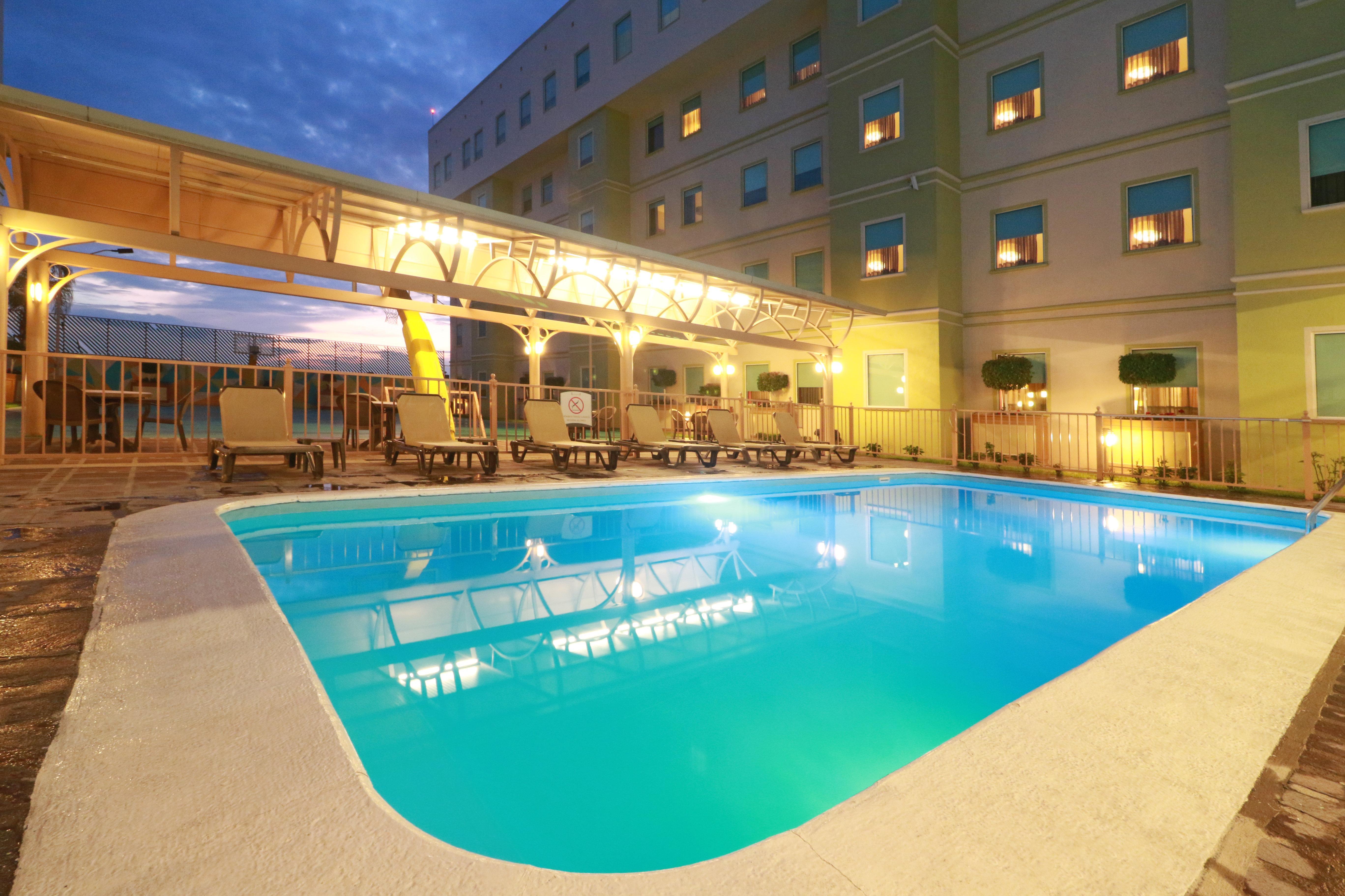 Staybridge Suites Queretaro By Ihg El Salitre Exterior photo