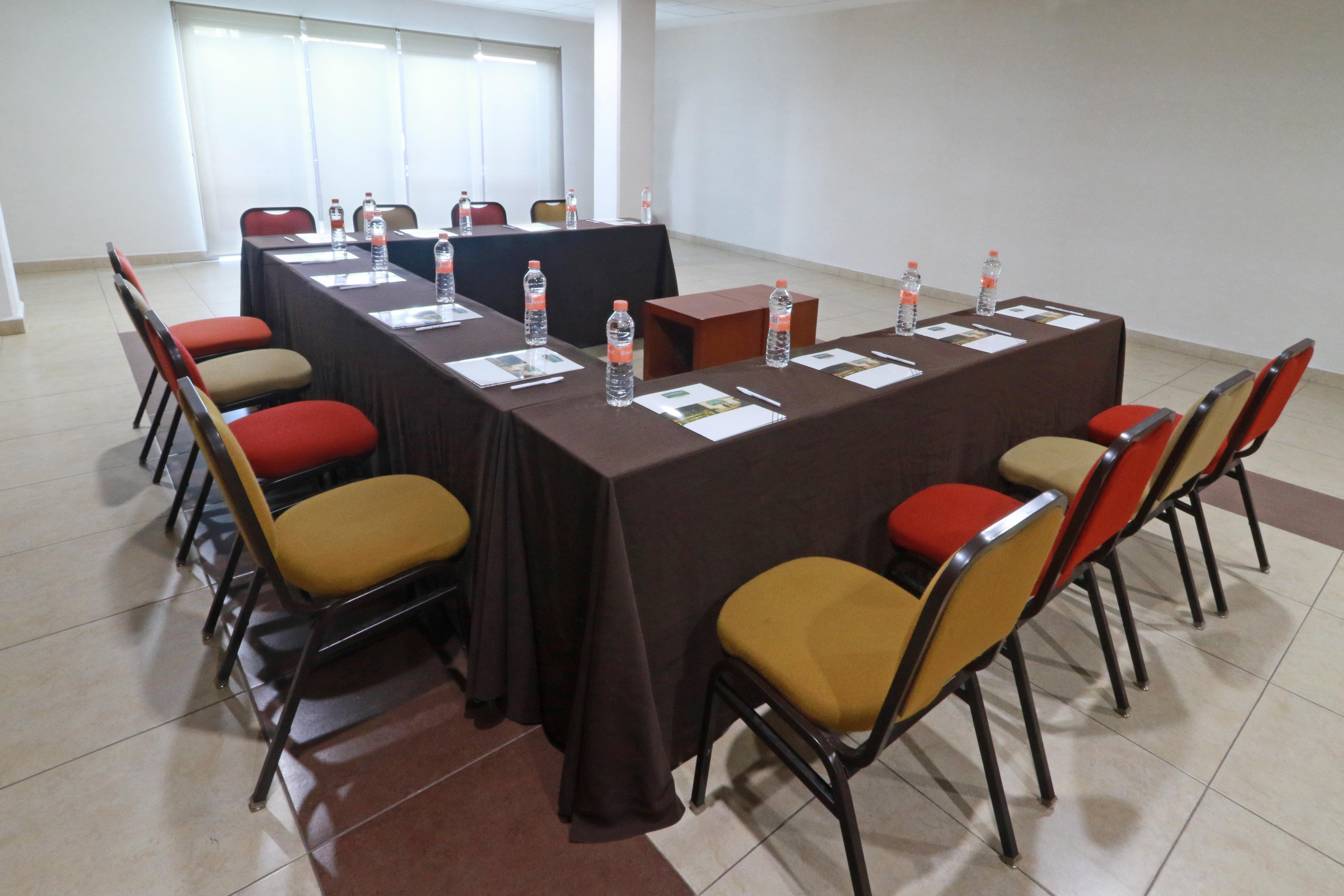Staybridge Suites Queretaro By Ihg El Salitre Exterior photo